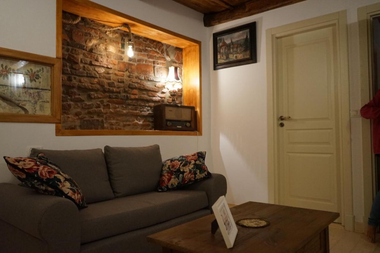 Crown Of Karolina Appartement Braşov Buitenkant foto